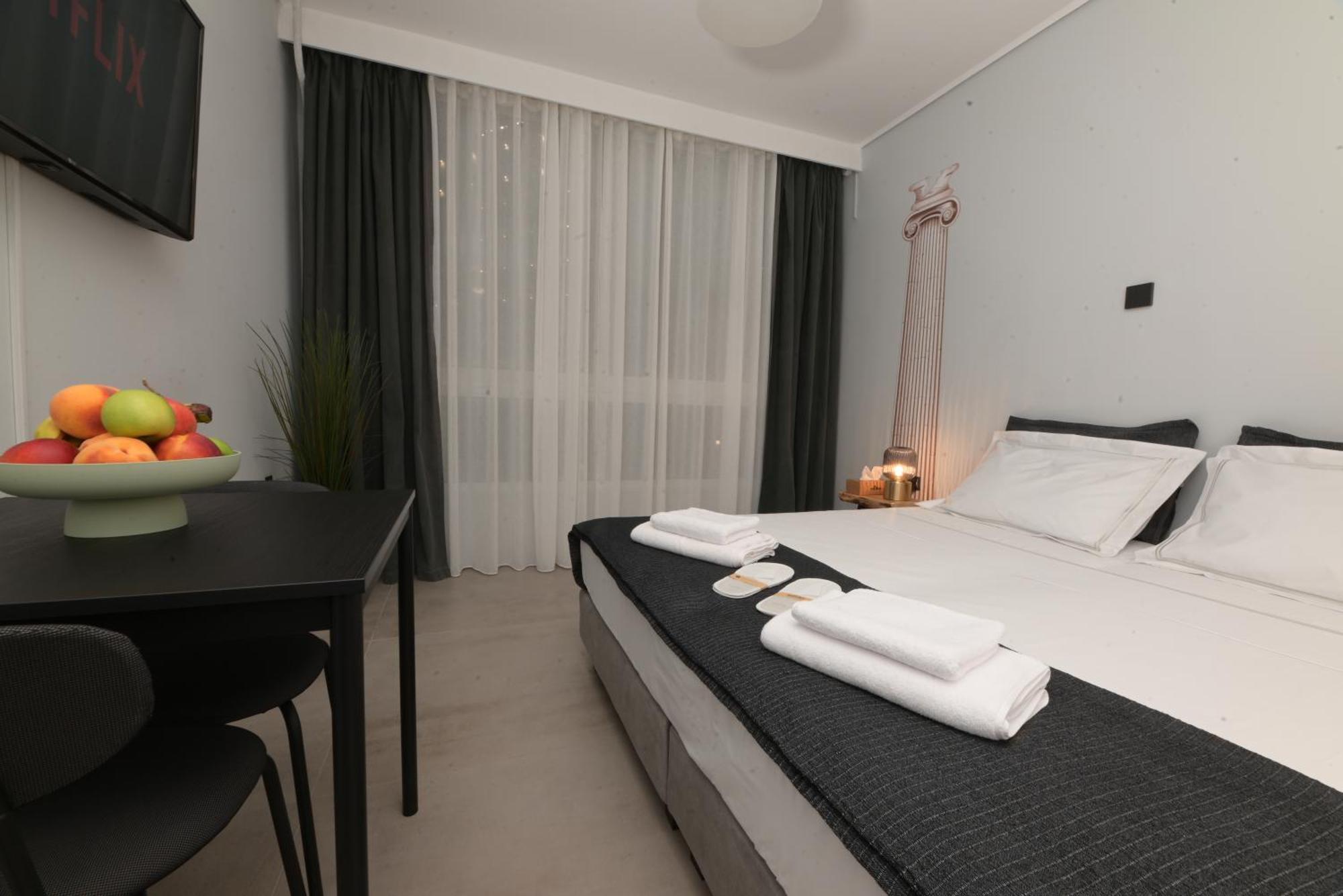Host - Cadre De L' Acropole Apartment
