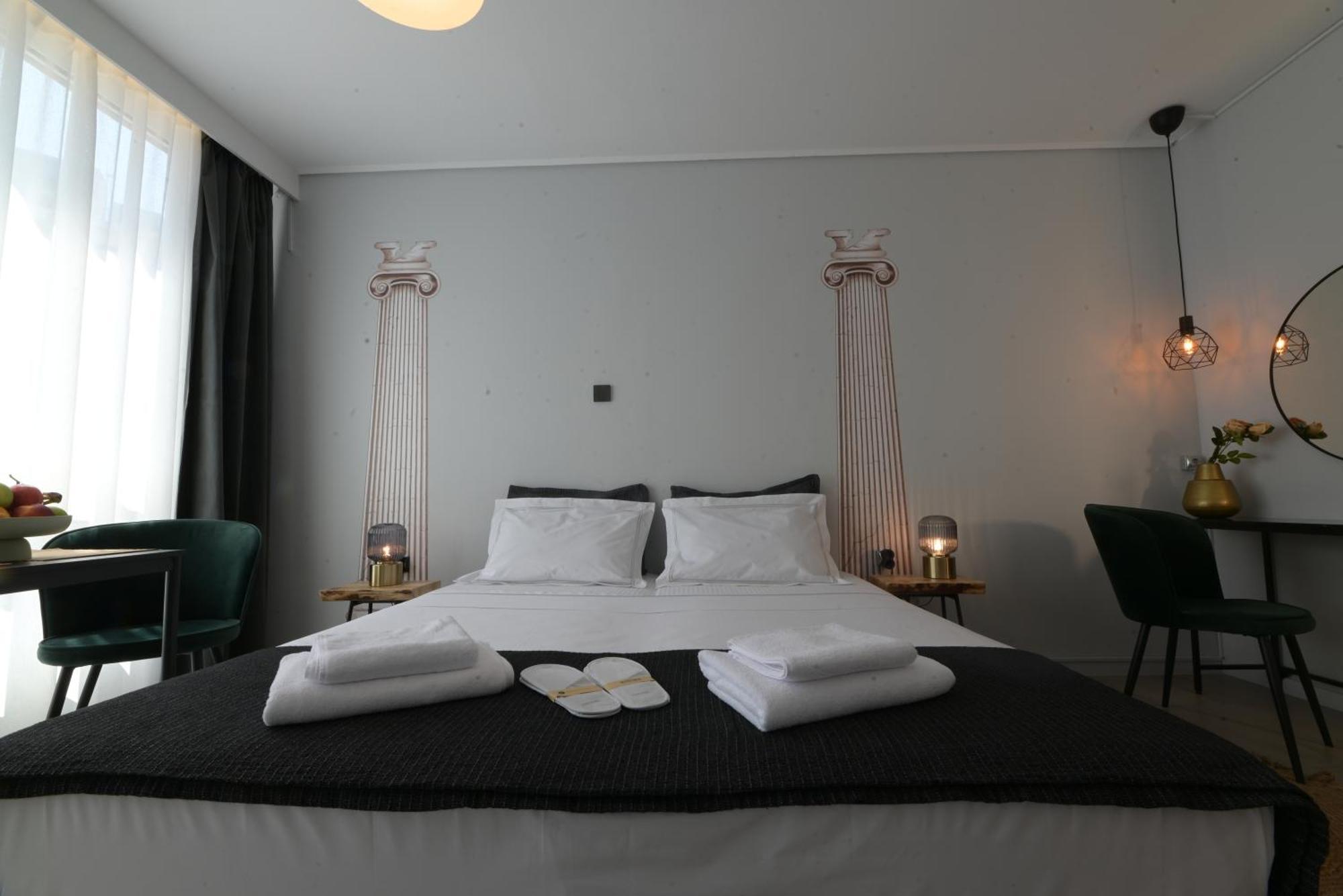 Apartment Host - Cadre De L' Acropole